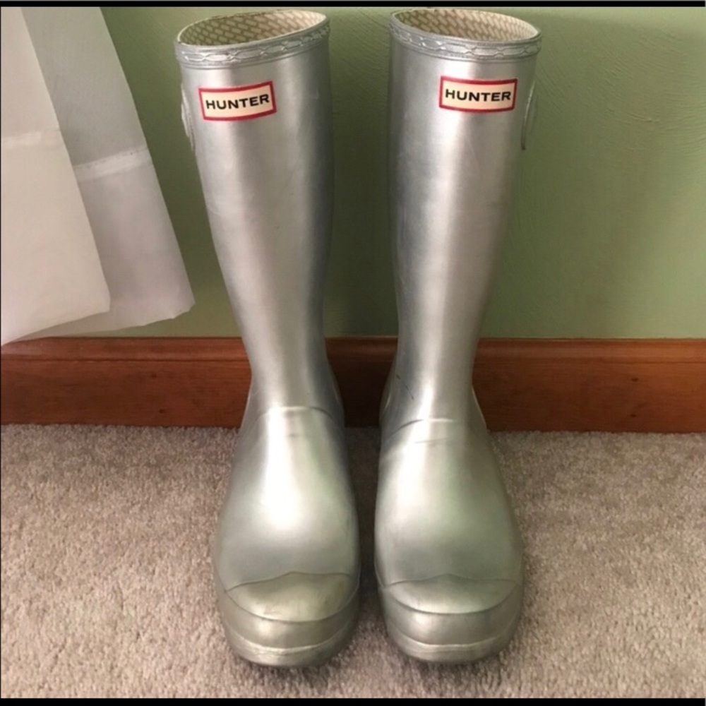 Hunter Size 6M/7M Euro 38 with Hunter Boot socks